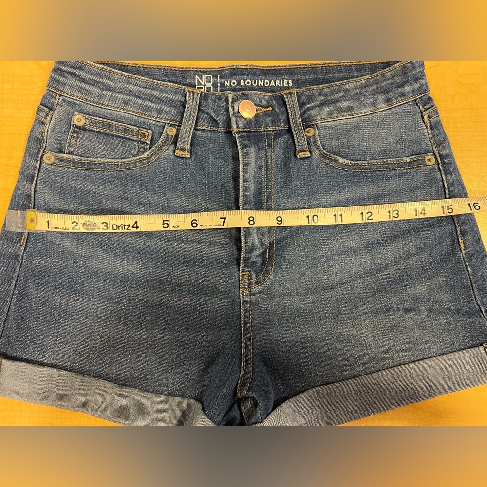 No Boundaries Shorts